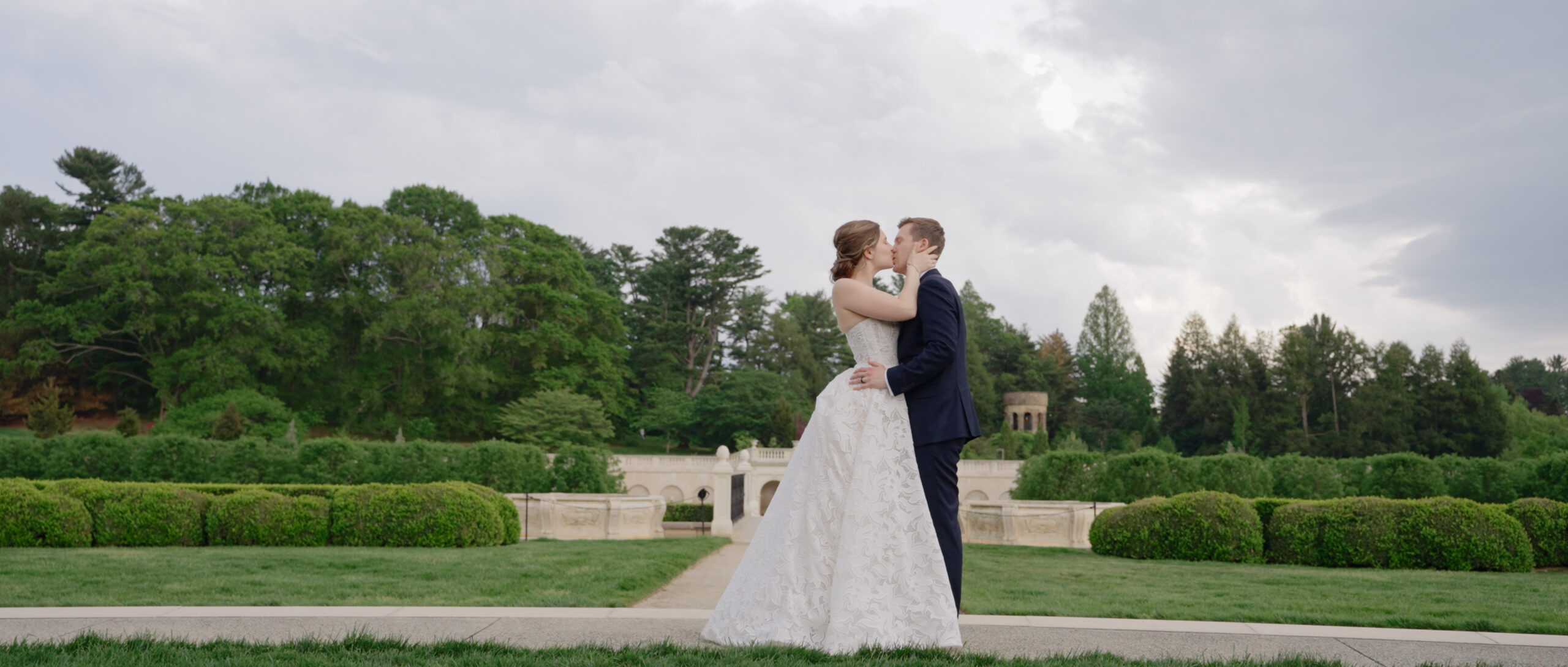 Wedding portrait at longwood gardens